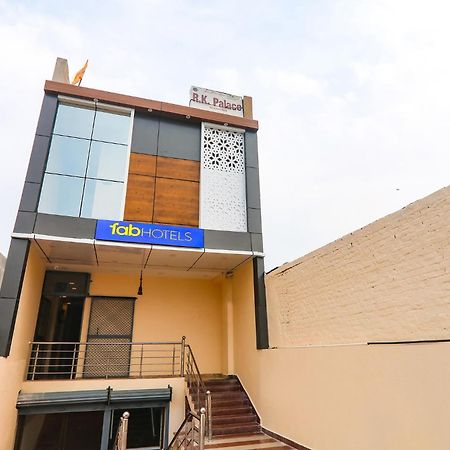 Fabhotel Rk Palace Ayodhya Luaran gambar