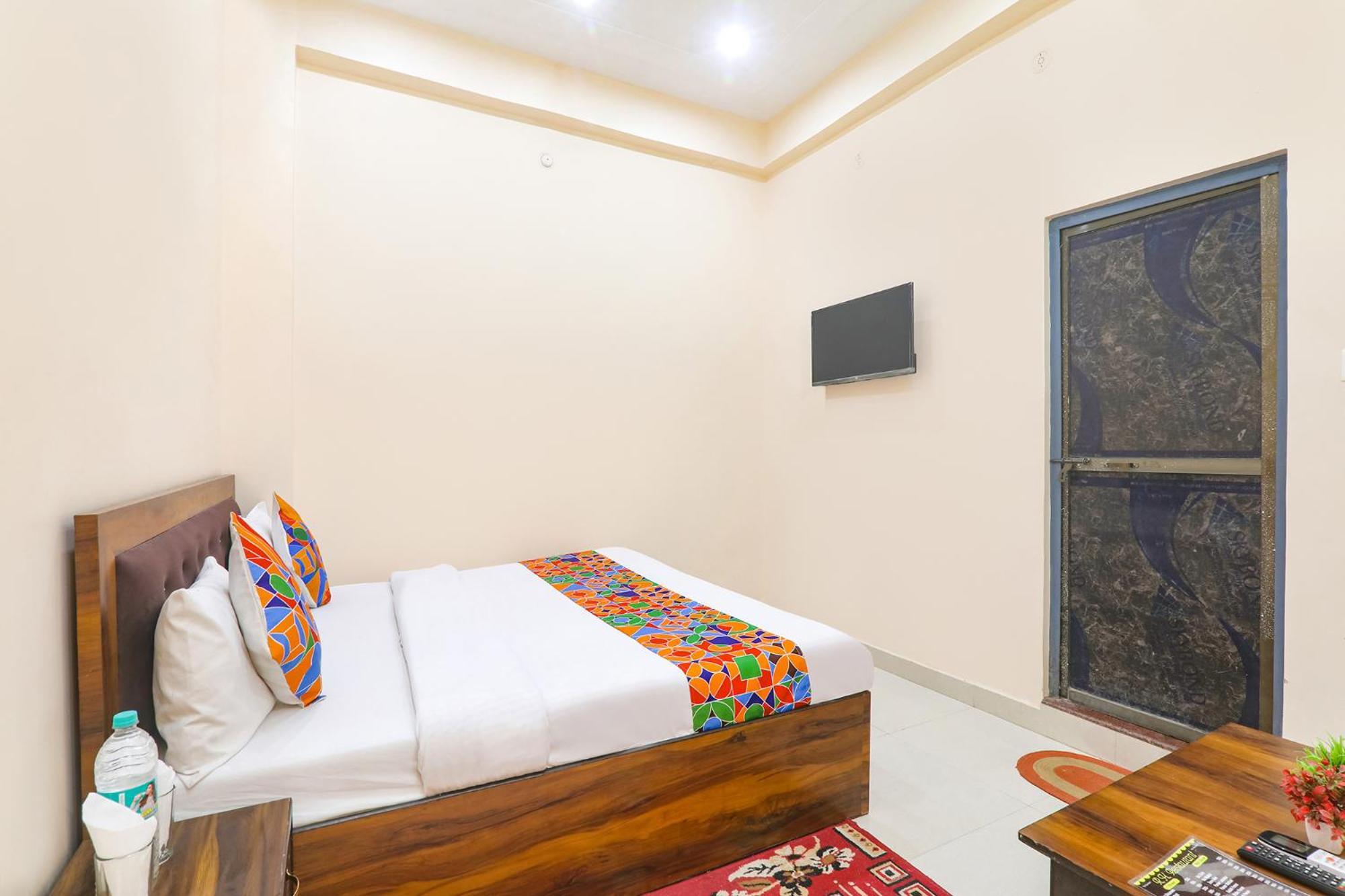 Fabhotel Rk Palace Ayodhya Luaran gambar