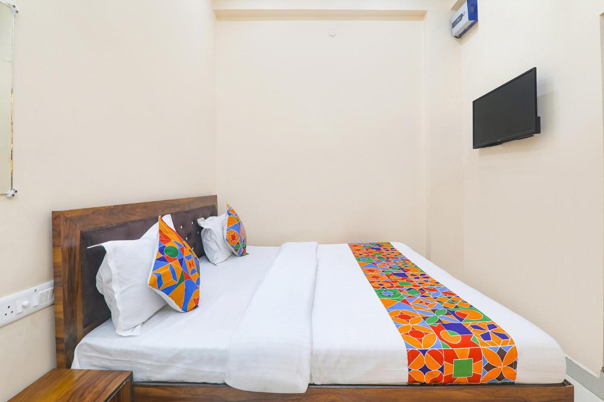 Fabhotel Rk Palace Ayodhya Luaran gambar