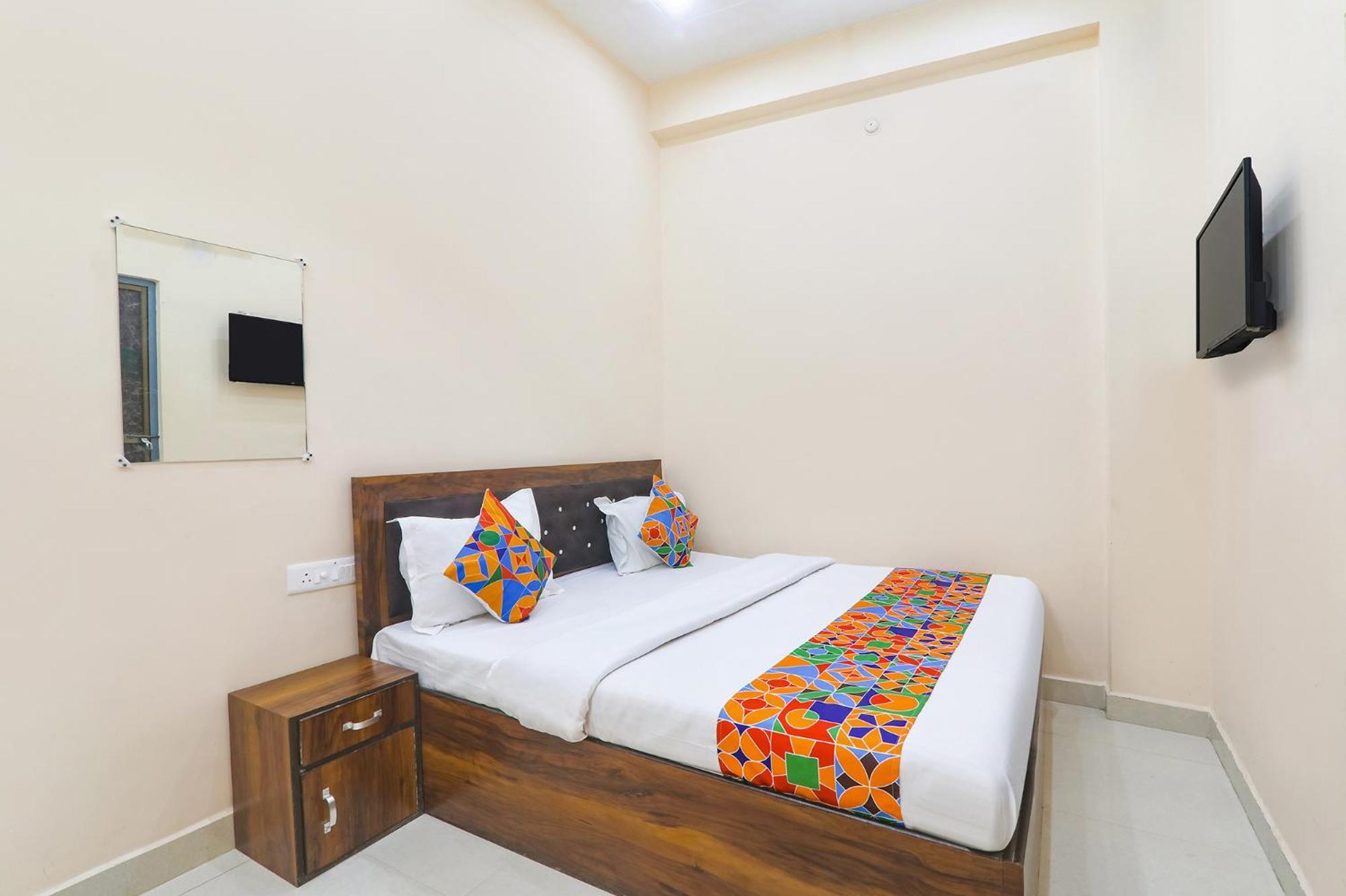 Fabhotel Rk Palace Ayodhya Luaran gambar